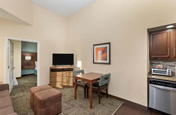 Staybridge Suites-Knoxville Oak Ridge image 16